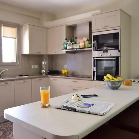 Apartament Angelo 4 Karavomylos